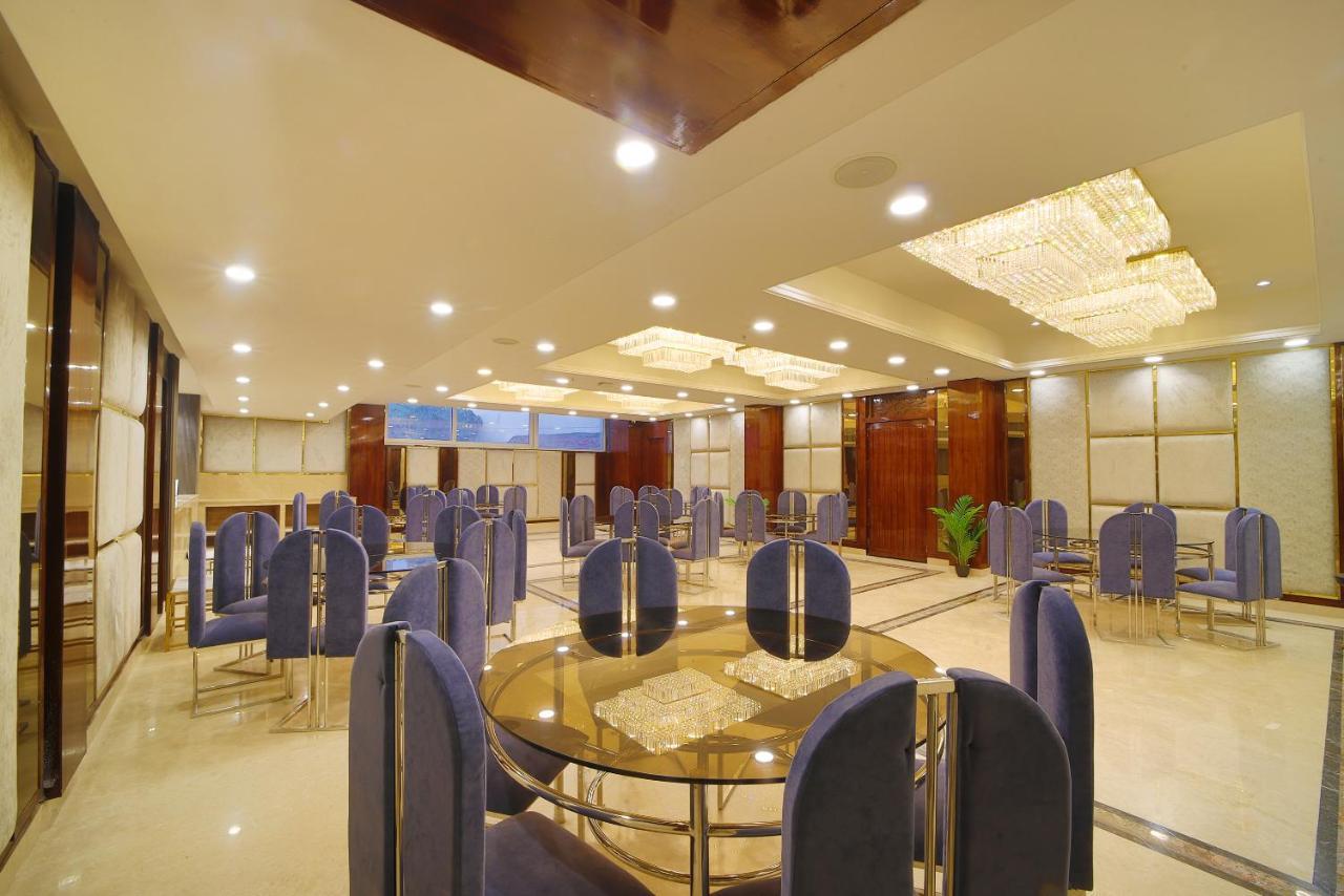 Hotel Holy Vivasa リシケーシュ エクステリア 写真