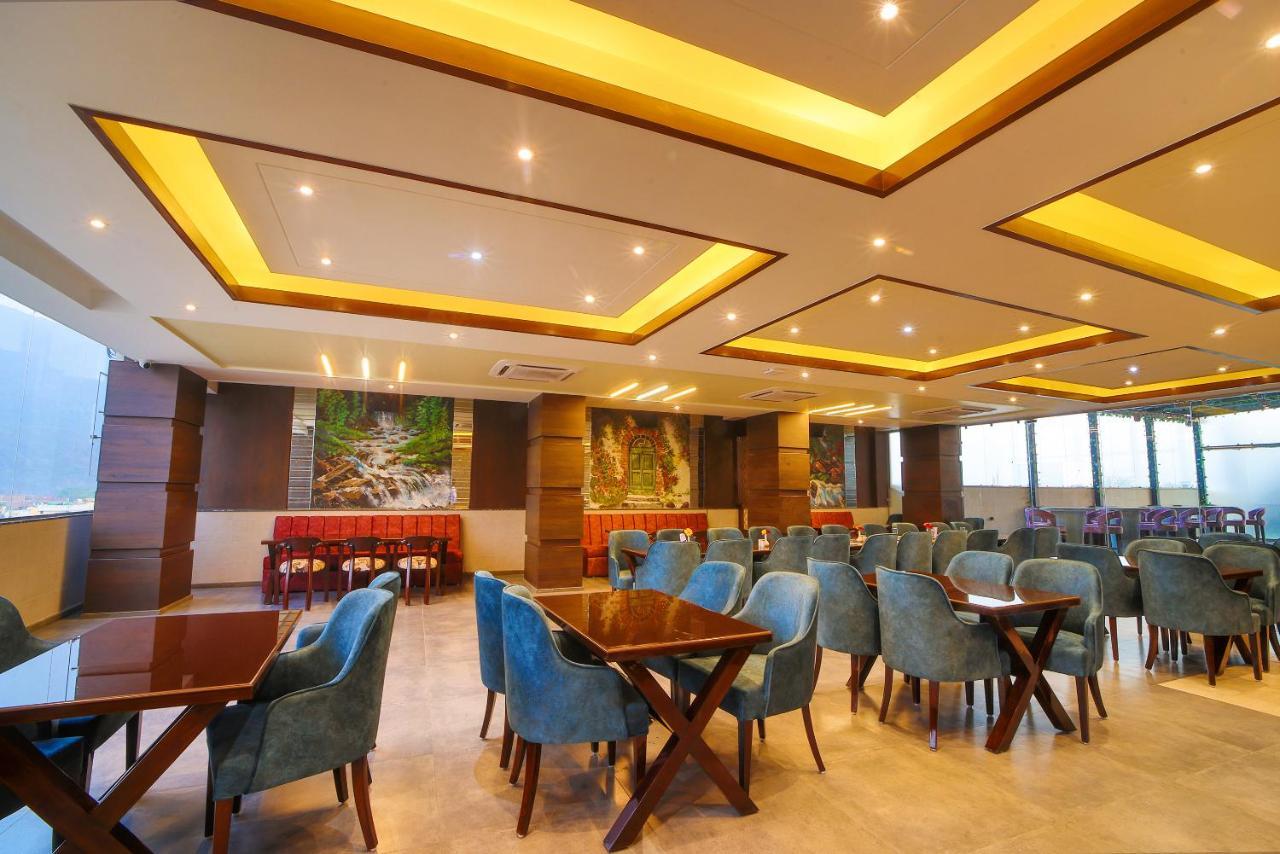 Hotel Holy Vivasa リシケーシュ エクステリア 写真