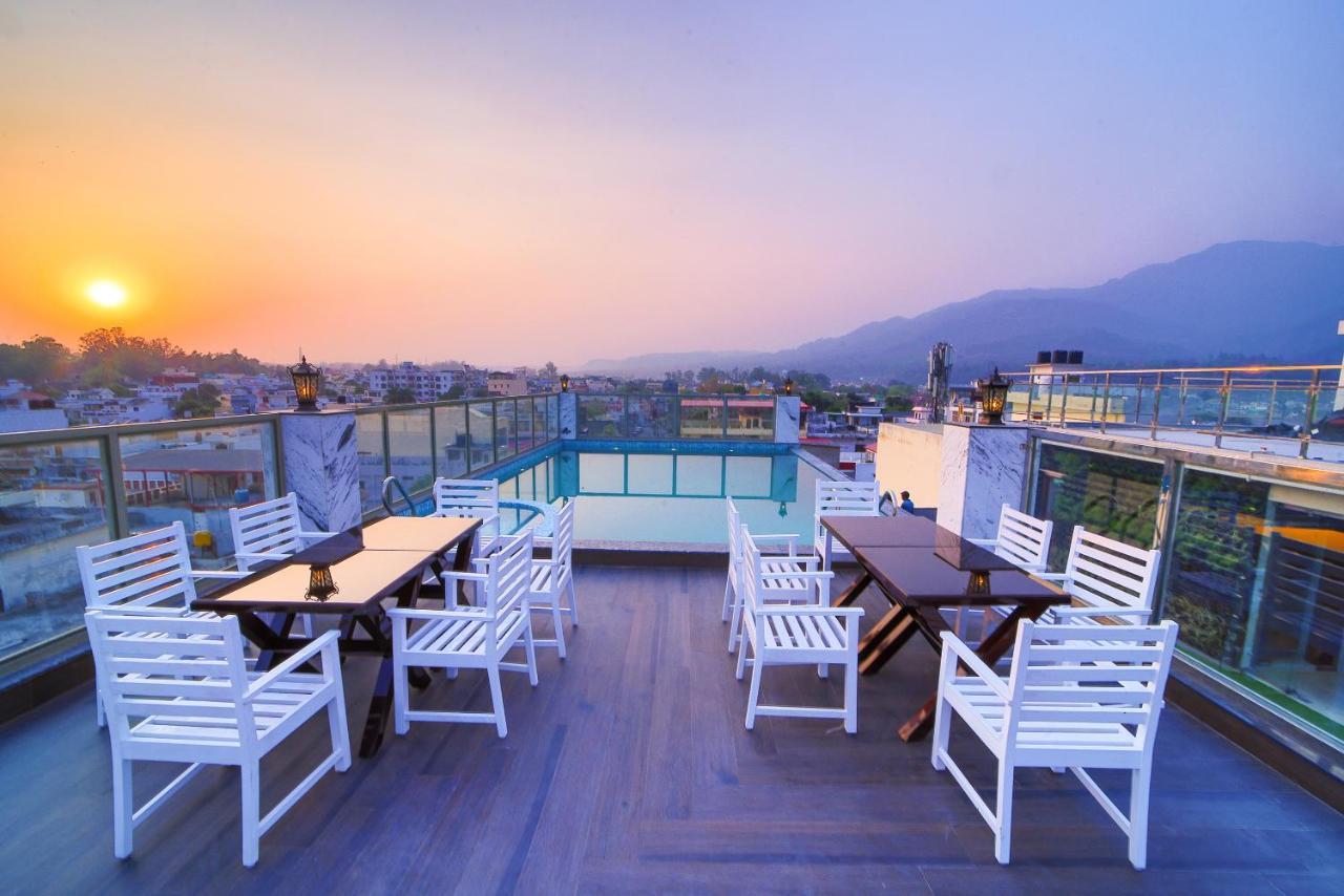 Hotel Holy Vivasa リシケーシュ エクステリア 写真