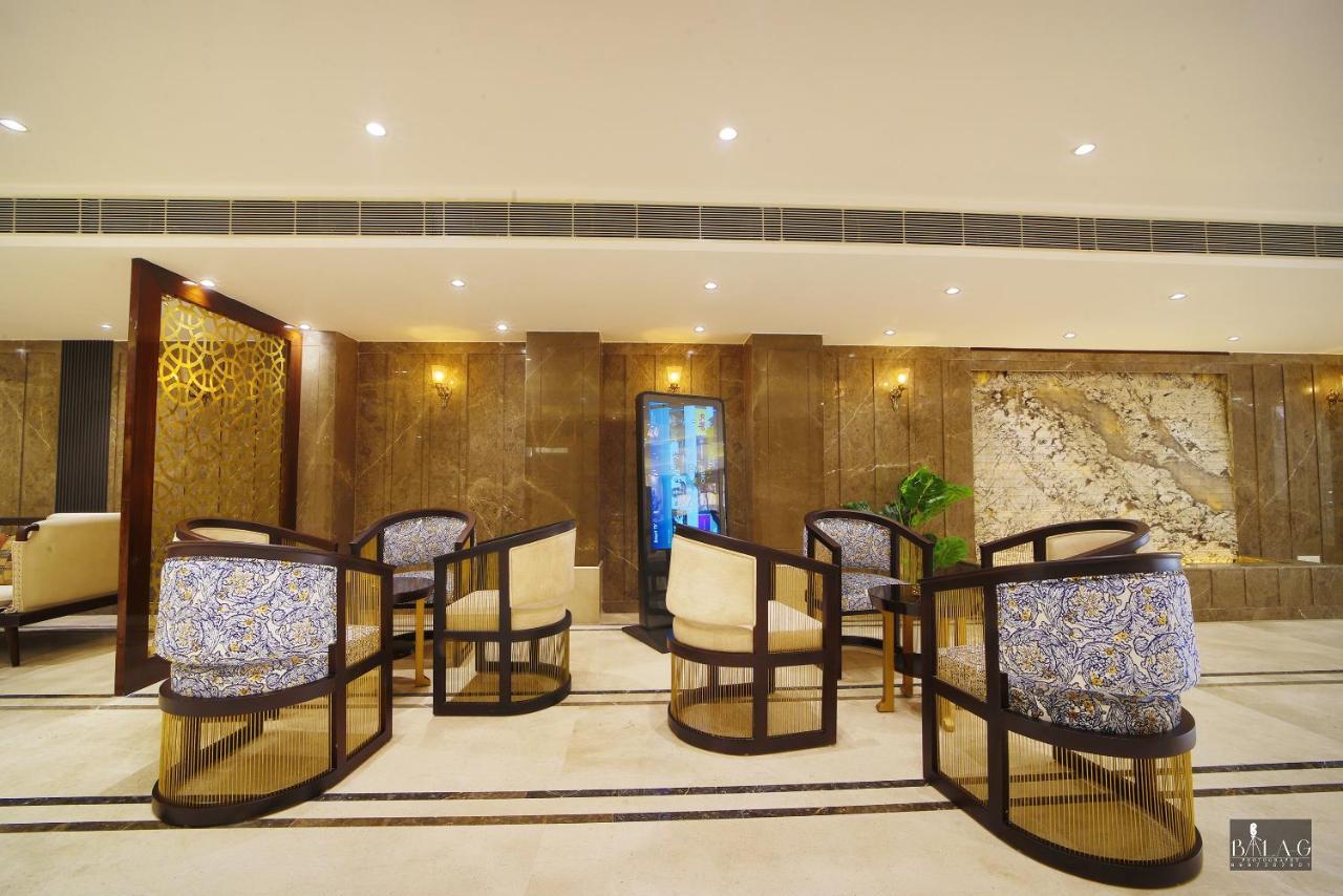 Hotel Holy Vivasa リシケーシュ エクステリア 写真
